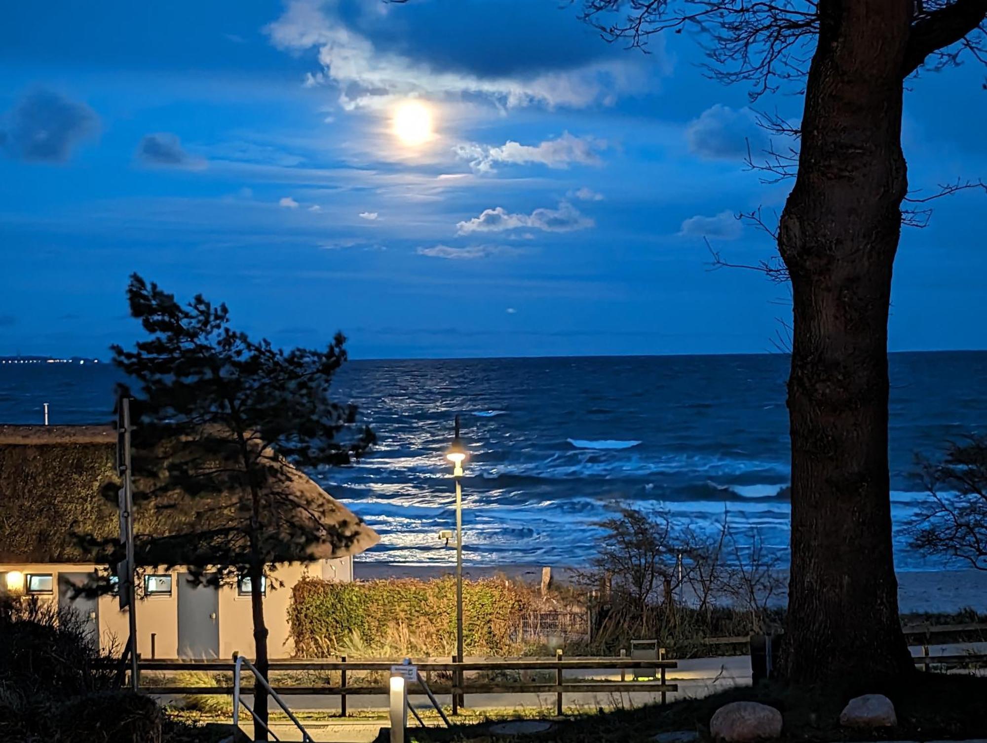 Panorama-Meerblick Am Scharbeutzer Strand Exterior photo